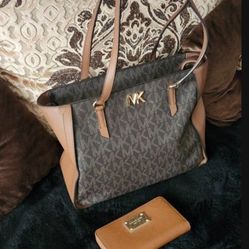 Elegant Michael Kors Brown Tote Bag & wallet set 