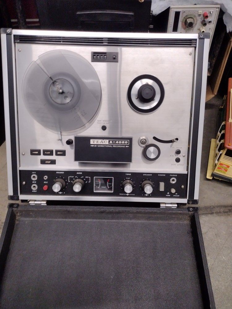 Reel To Reel Tape Recorder.. Call