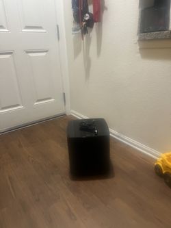 Bose Subwoofer 🔊 700 Great Condition 