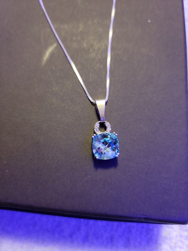 Sterling Silver Blue Glass Pendant 18inch Necklace