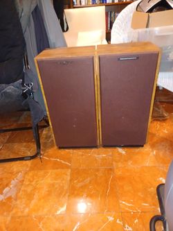 Marantz  Speakers