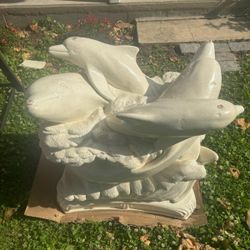 4 Dolphins Statue W/Thick Square Glass Table Top