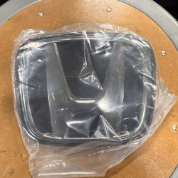 OEM Honda CRV Front Emblem 