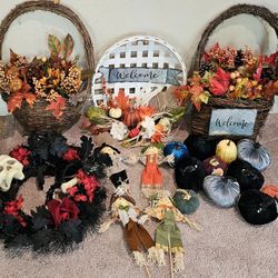 Fall & Halloween Wreaths And Decorations 