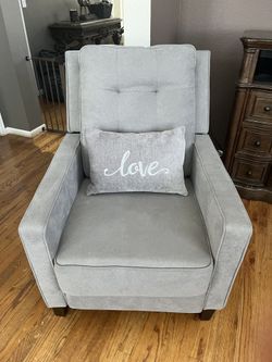 Gray Recliner Sofa 