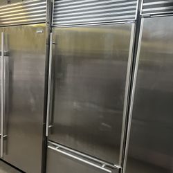 Sub Zero 36”Wide Built In Stainless Steel Bottom Freezer Refrigerator