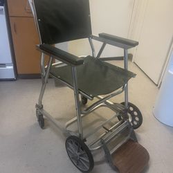 Lightweight   Transporter Wheel  Chair   Exelent