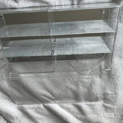 Acrylic plastic die-cast  display case