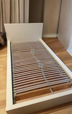 Twin Bedroom Set + Newish Mattress