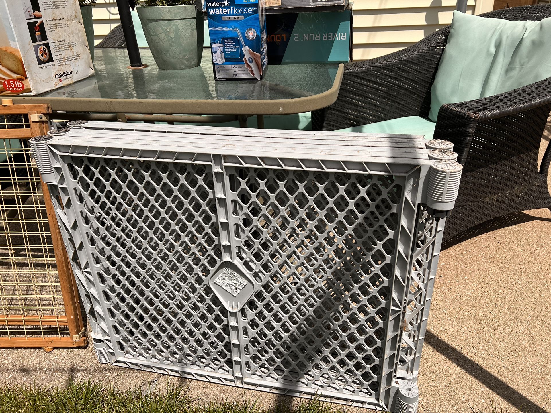 Dog gate