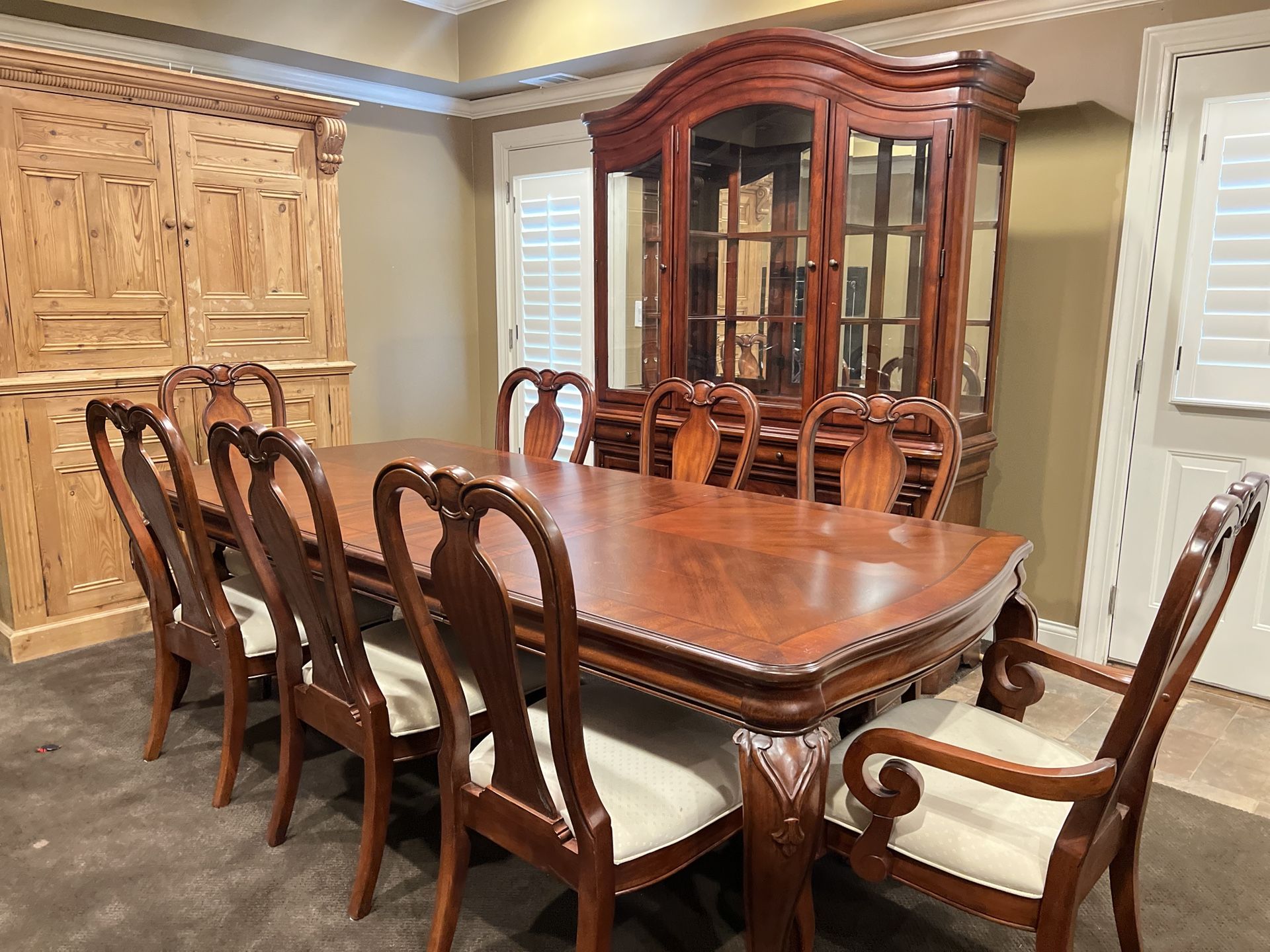 High End Dinibg Set And China Cabinet