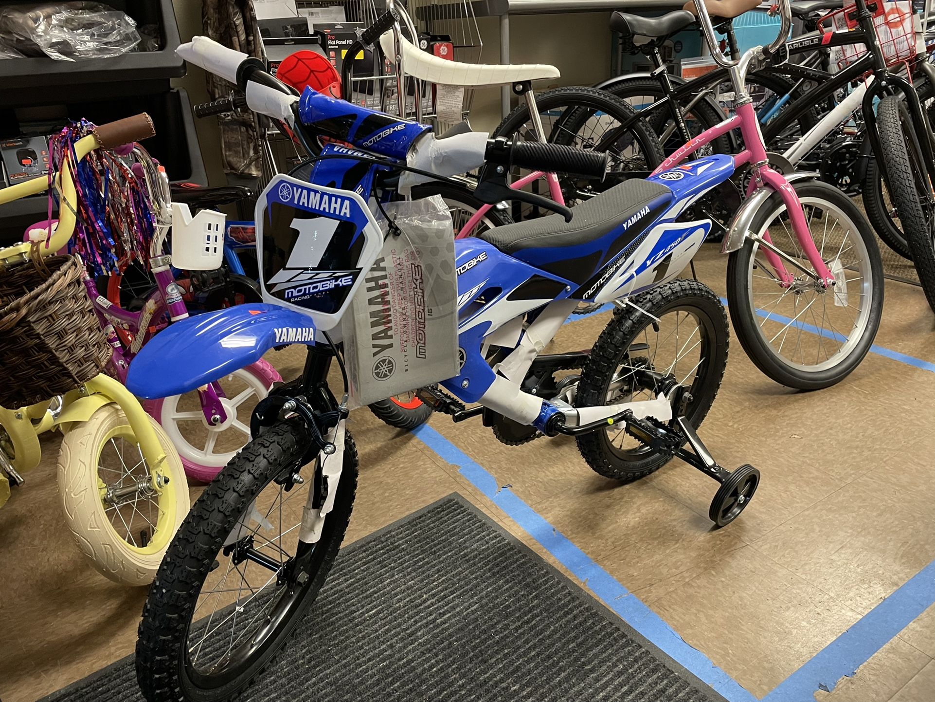 Yamaha 12" Moto BMX Boys Bike, Blue