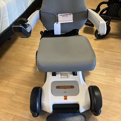 Bang Bang Robot Wheelchair