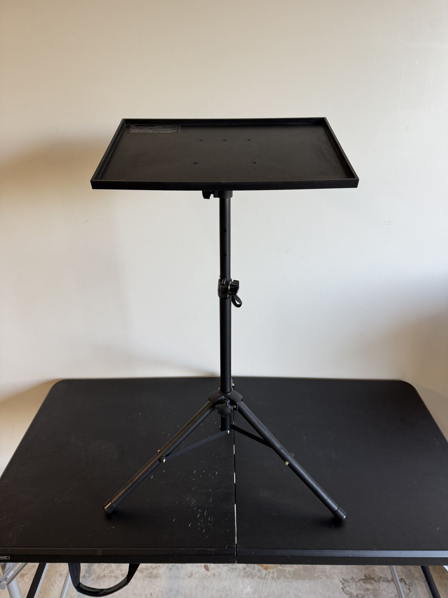 Laptop DJ Projector Stand