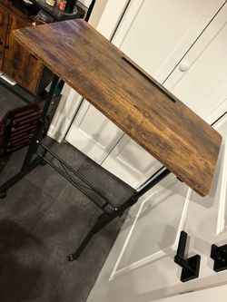 Standing desk
