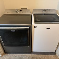 Maytag Washed & Dryer Set