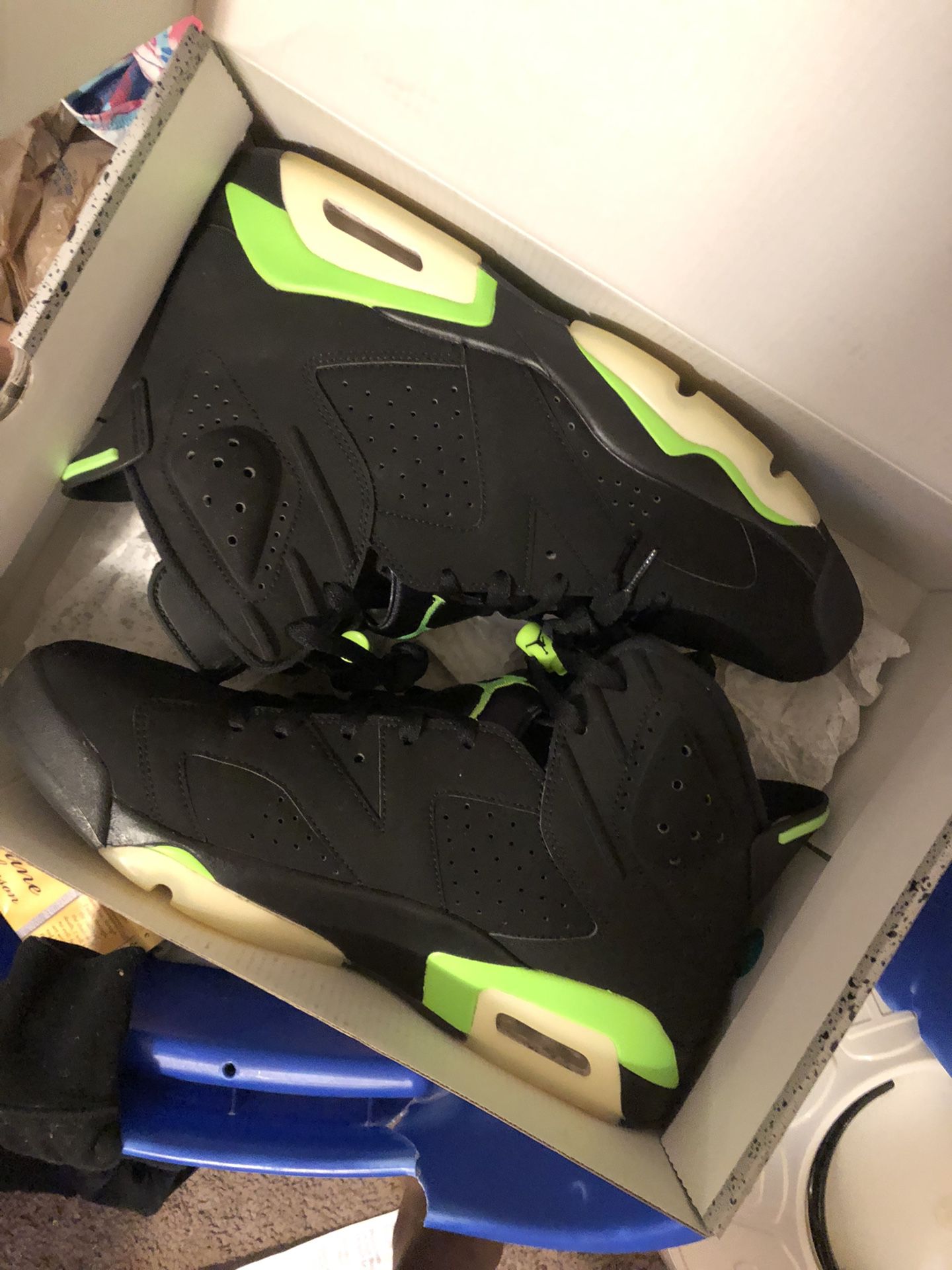 Electric  Green 6s (Vnds)looking  To Trade