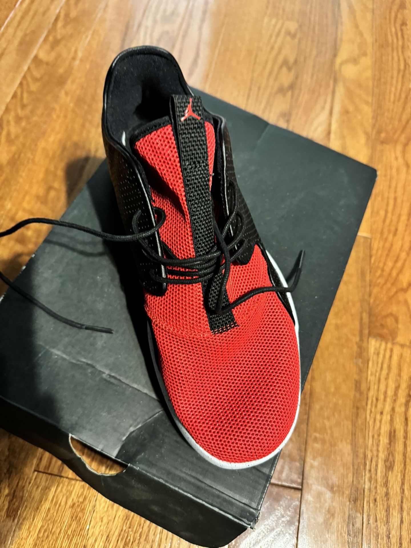 Jordan Athletic Shoes Size 6