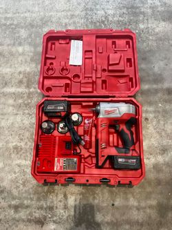Milwaukee pro press 2632-22XC
M18™ CORDLESS PROPEX™
1” to 1-1/2