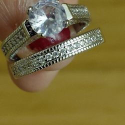 Brand New 925 Sterling Sliver Engagement Two Peices Set With Full Shinny Cubiz Zircon Stone Size 9