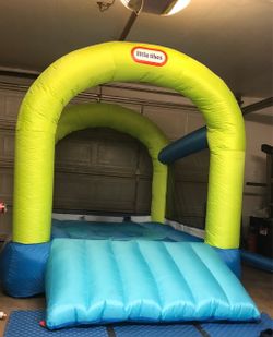 Little Tikes Inflatable Bounce House