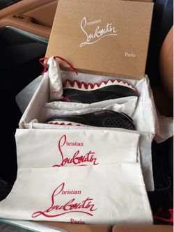 Ladies  New Louis Vuitton Sneakers