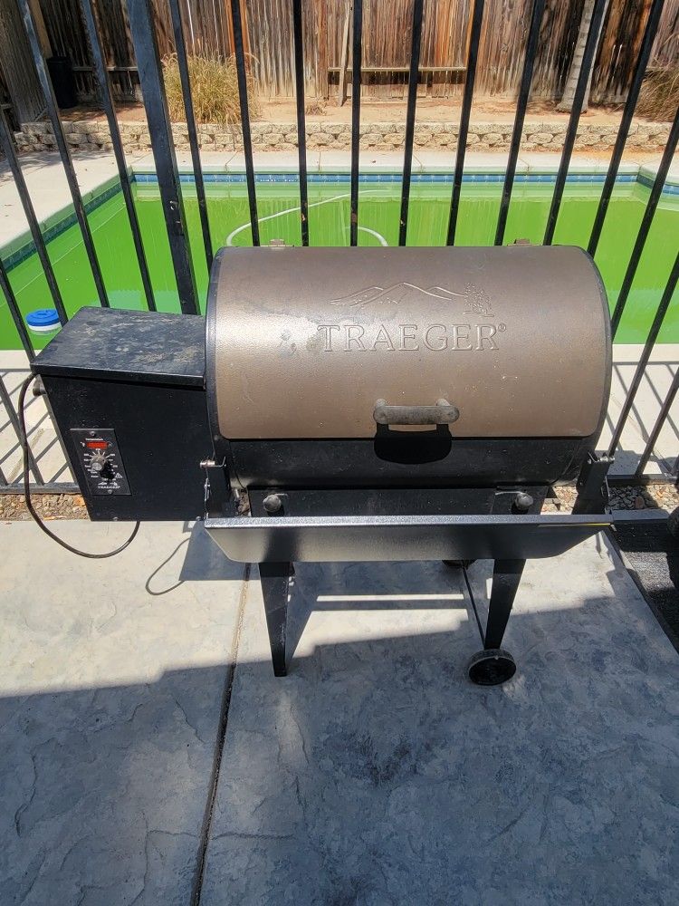 Traeger Tailgater