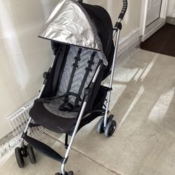 Sturdy Foldable Stroller, Summer 3D Light ST, Lightly Used. 