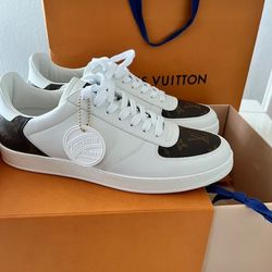 Louis vuitton sneakers Size 11 for Sale in Peck Slip, NY - OfferUp