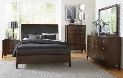 Queen Bedroom Set