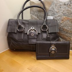 Brown Coach  Purse With Wallet 