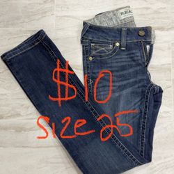 Woman Ariat Jeans