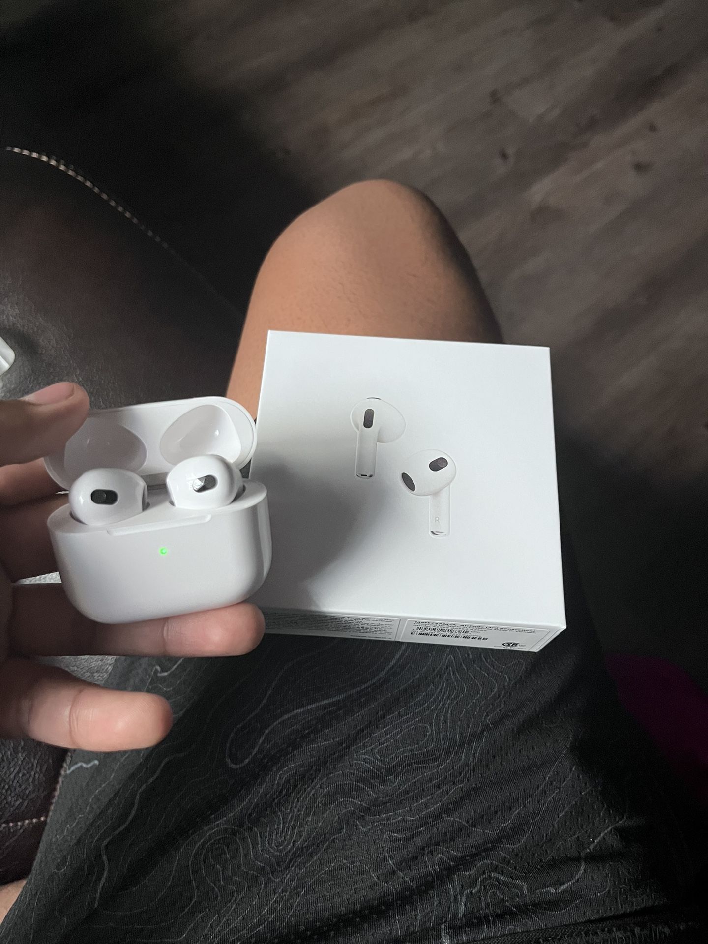 AirPods Gen 3
