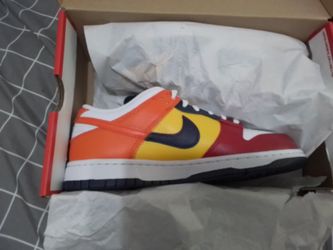Nike Dunks Low ( WHAT THE edition) 