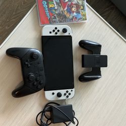 Nintendo Switch OLED & Mario Odyssey 