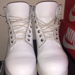 Timberland Boots size 9 wide all white leather