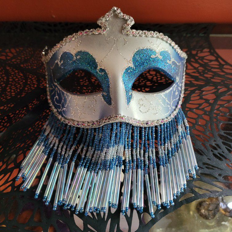 Masquerade Mask Blue Beaded