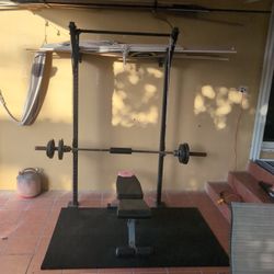 Squat And Weight Rack With Bench 