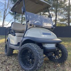 Golf  Cart Club Car Precedent Lifted 