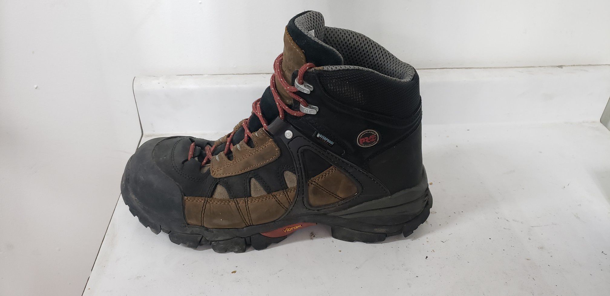 MEN'S TIMBERLAND PRO® HYPERION 6" ALLOY TOE WORK BOOTS