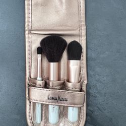 Neiman Marcus 3pcs travel size makeup brush set