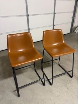 Bar Stool / Chairs FREE