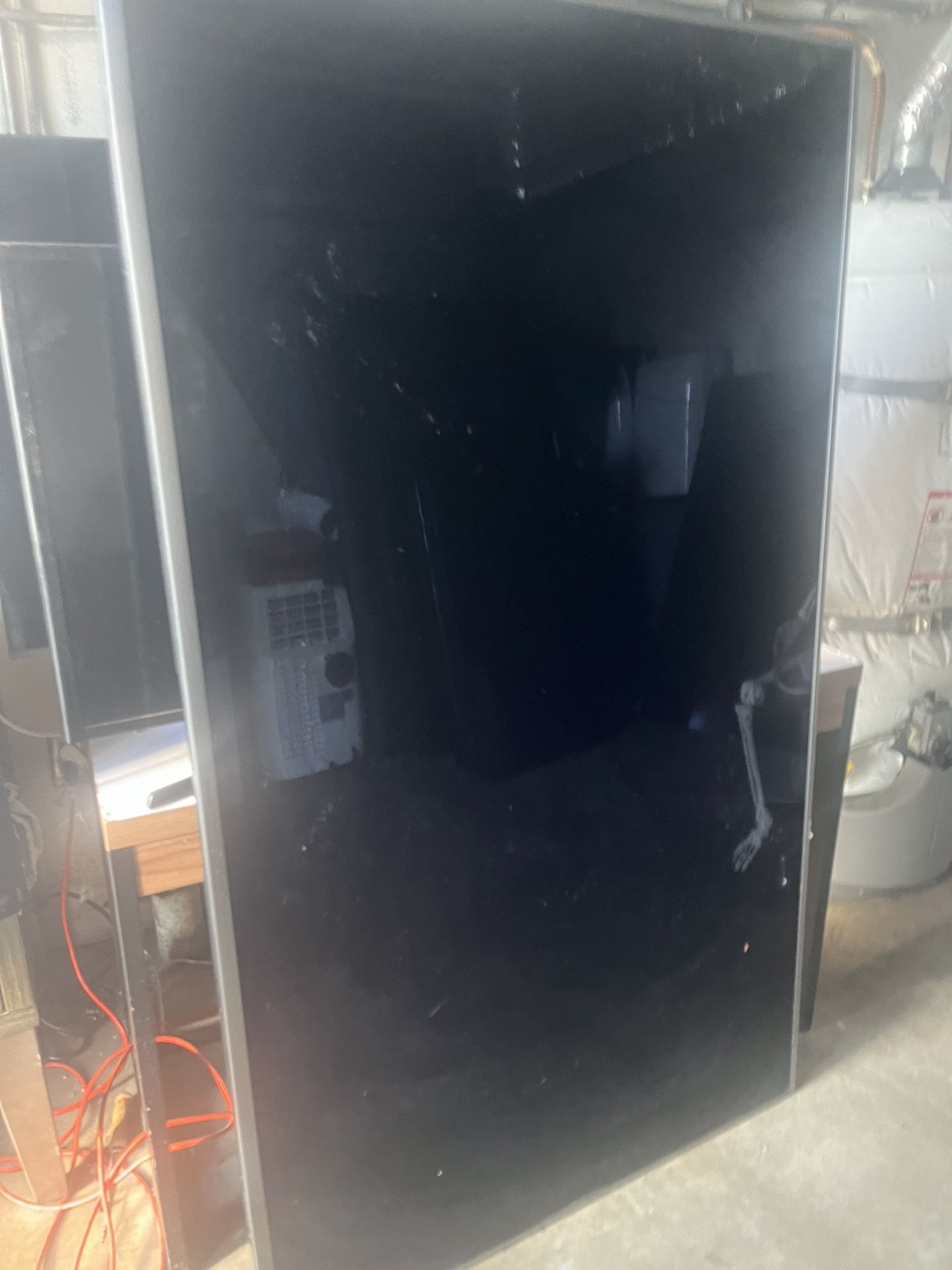 TVs For Fix Or Parts 