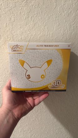 Pokemon 30th anniversary ETB