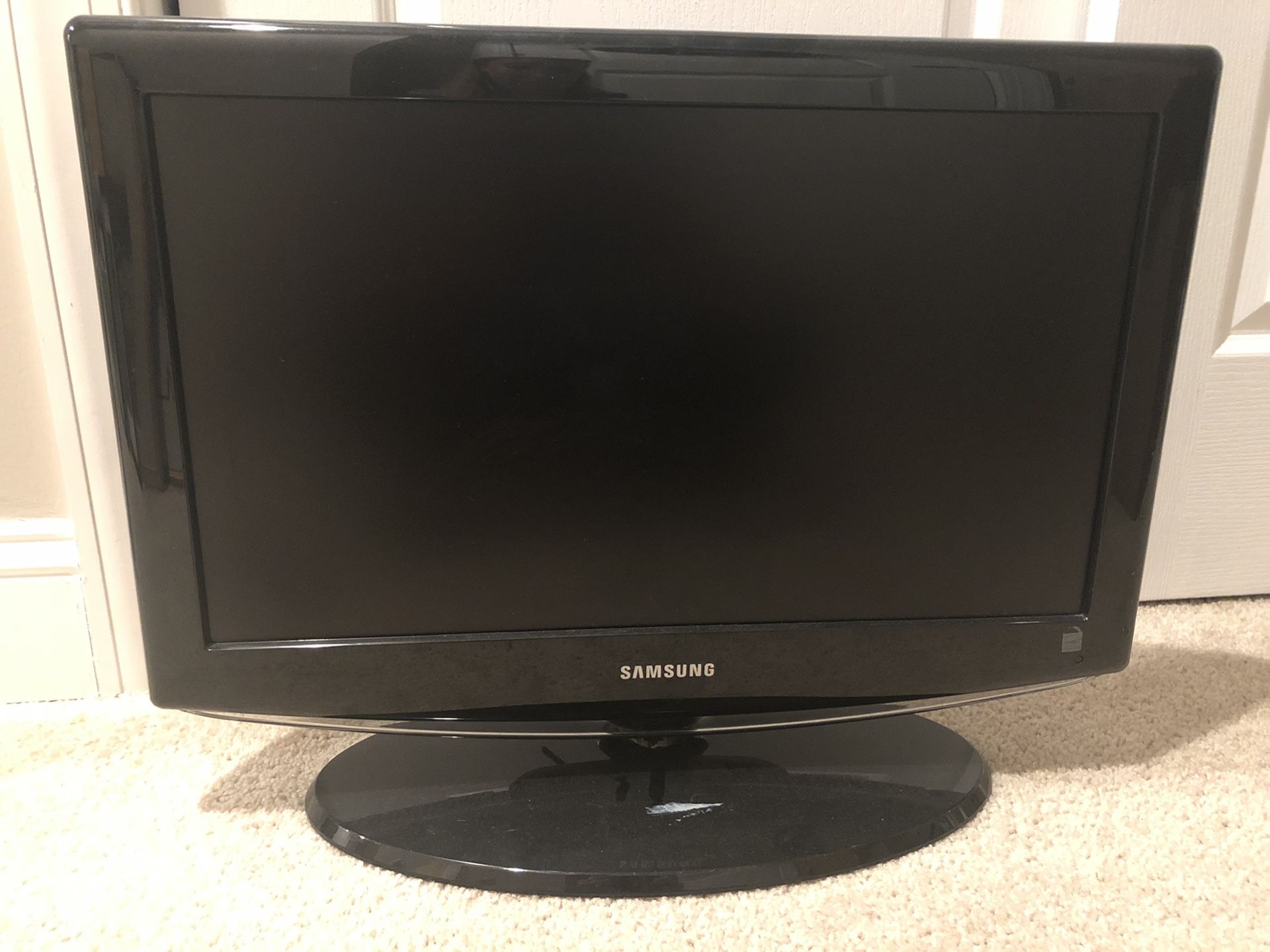 Samsung LN-T2353H 23" LCD TV