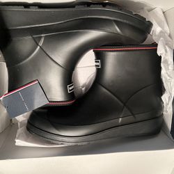 Tommy Hilfiger Rain Boots - 10
