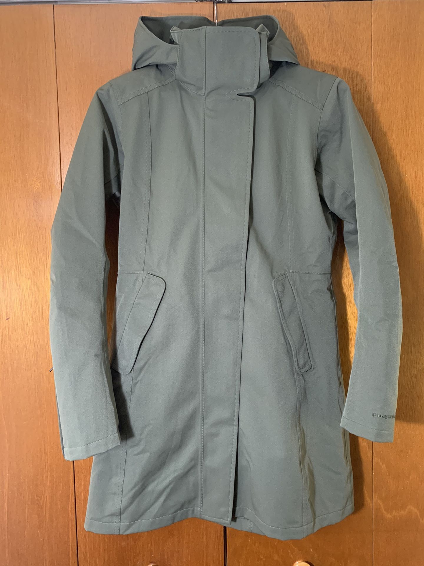 Patagonia Women’s Tres 3-in-1 Parka. Like NEW! Size S