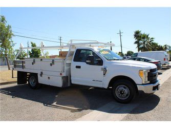 2017 Ford F-350 Chassis