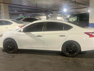 Nissan Sentra White Sedan