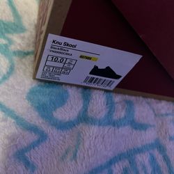 BLACK KNU SKOOL VANS